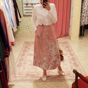 Meet your Posher, Dina